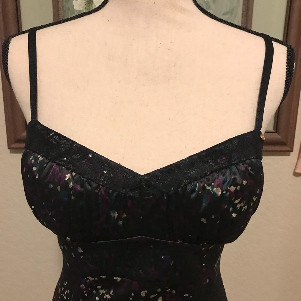 Guess Sleeveless Dress 👗